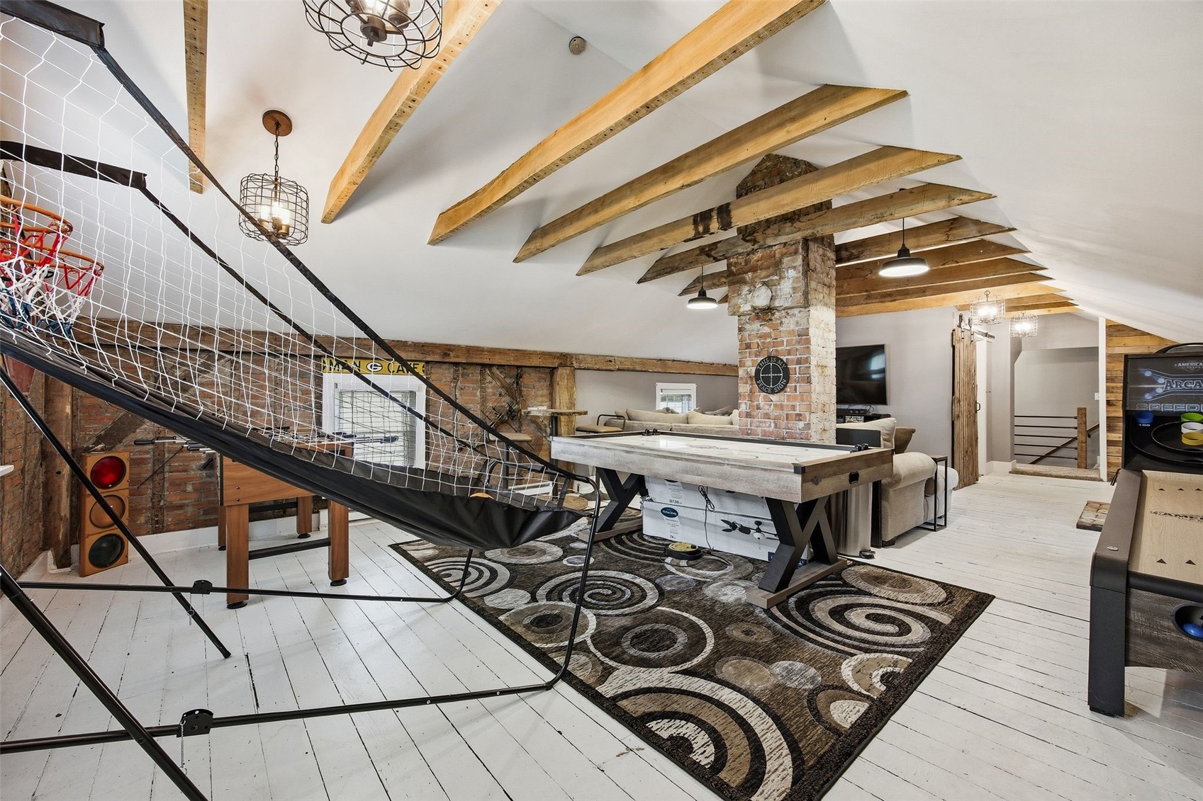 4410 F Street Amana IA 52203