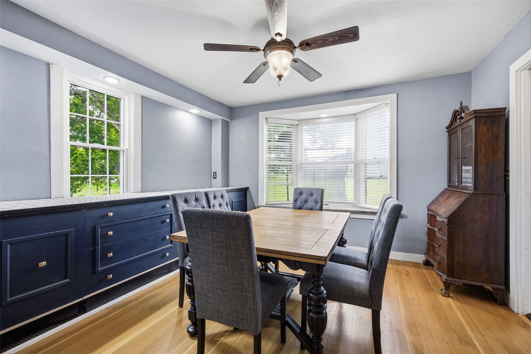 4410 F Street Amana IA 52203