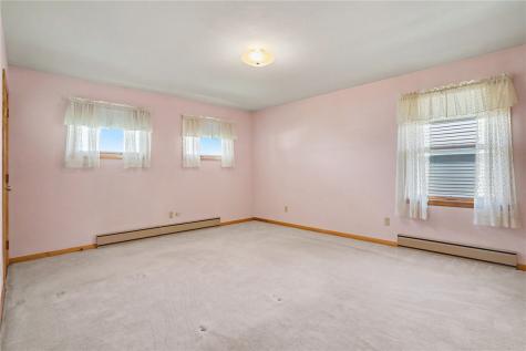 901 Mckinley Avenue Lowden IA 52255