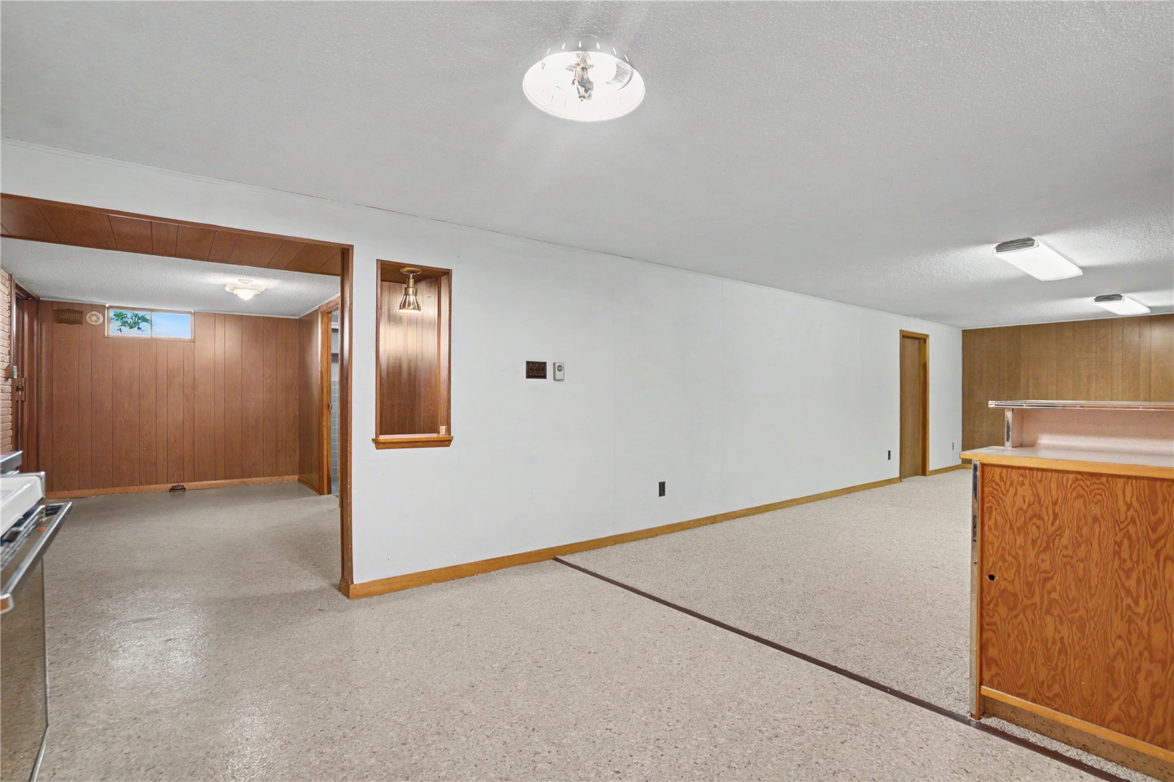 901 Mckinley Avenue Lowden IA 52255