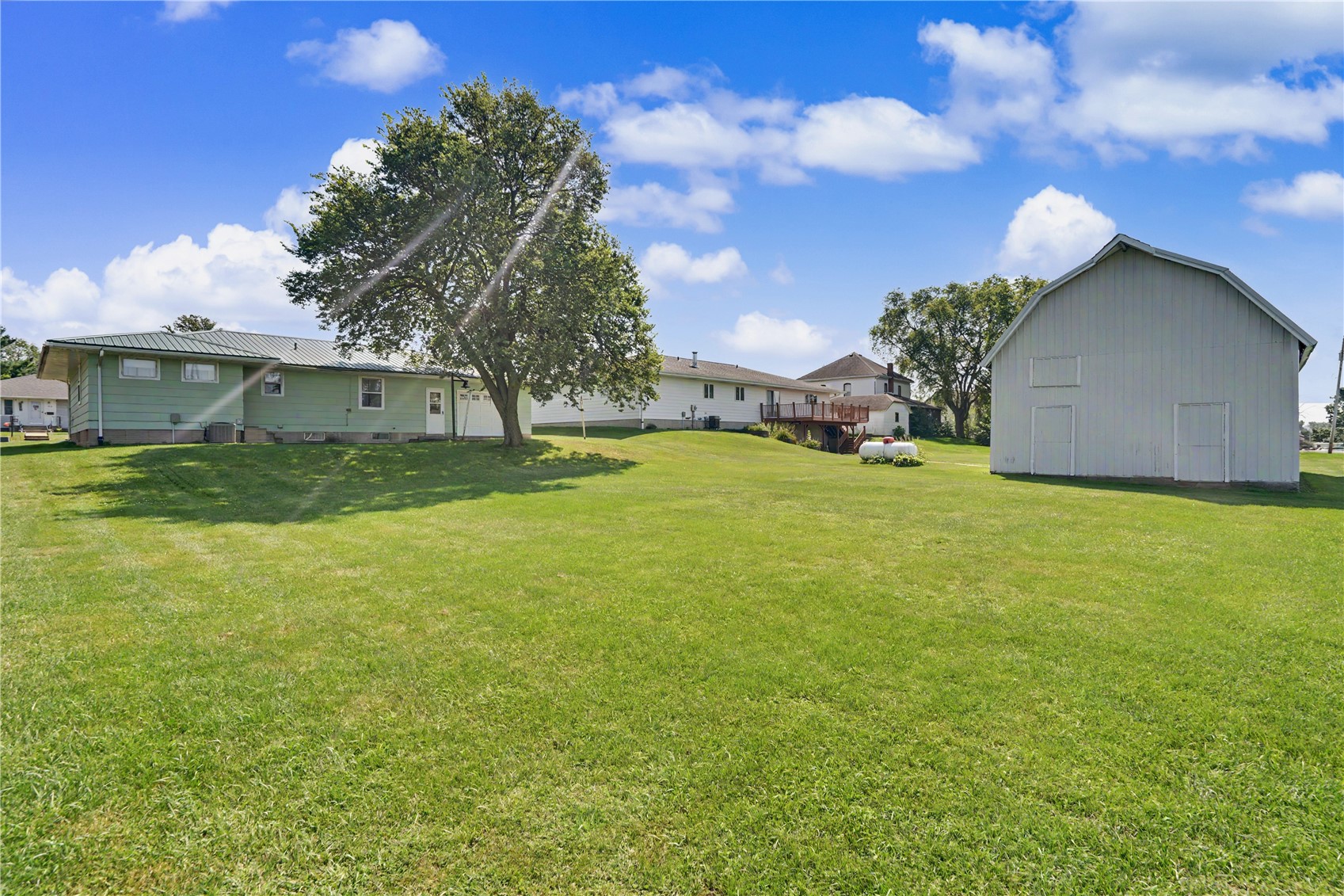 901 Mckinley Avenue Lowden IA 52255