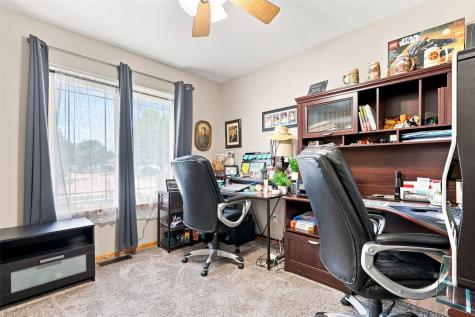 7916 Westfield Drive NE Cedar Rapids IA 52402