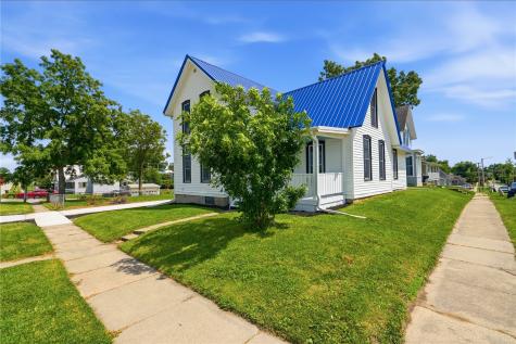 1405 5th Avenue Marion IA 52402