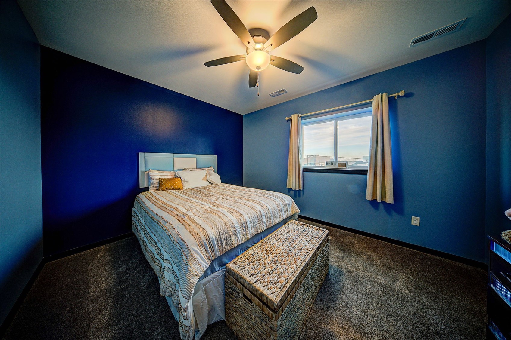 1804 Green Oak Pass Tiffin IA 52340