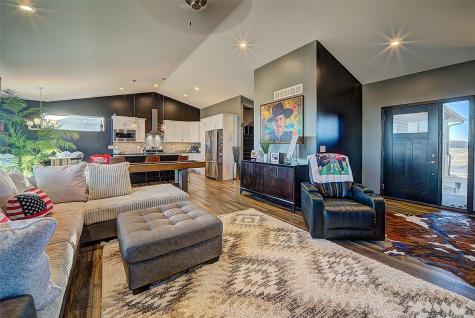 1804 Green Oak Pass Tiffin IA 52340