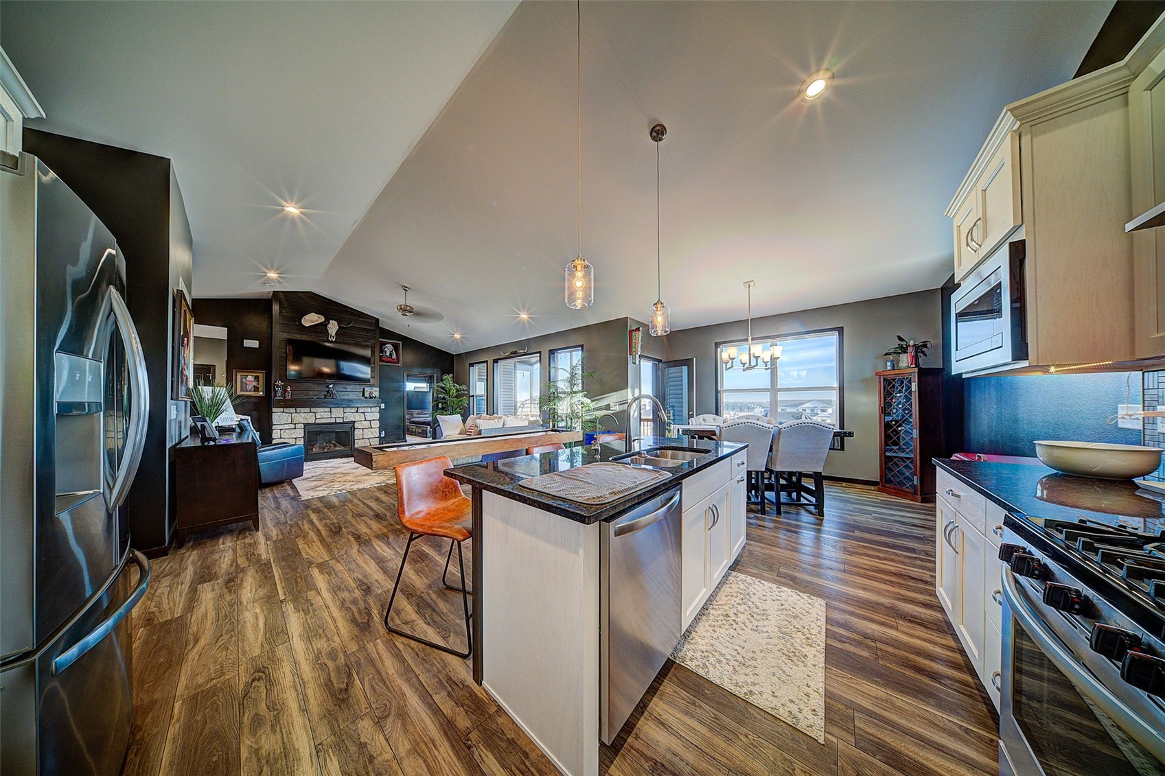 1804 Green Oak Pass Tiffin IA 52340