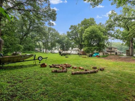 5051 22nd Avenue Mt Auburn IA 52313