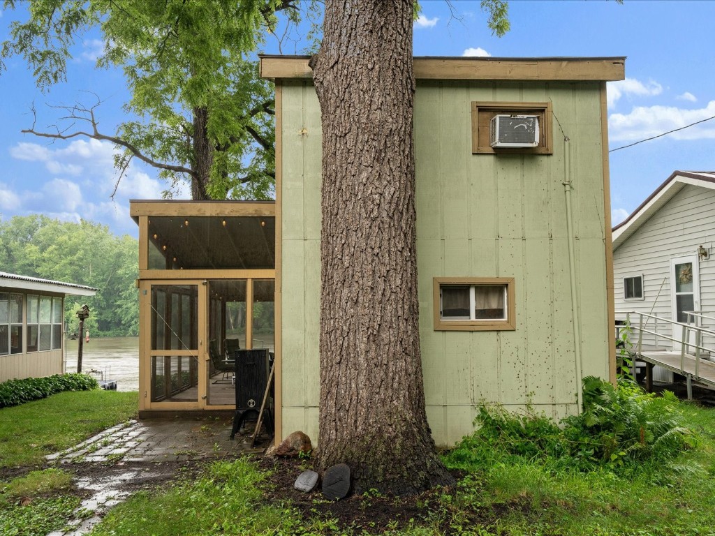 5051 22nd Avenue Mt Auburn IA 52313