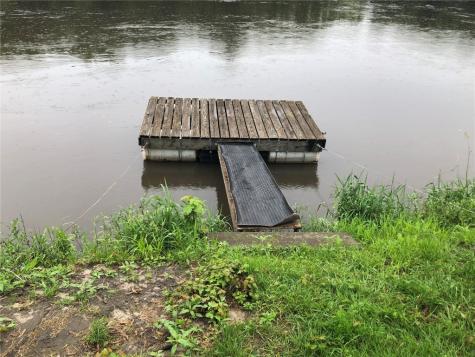 5051 22nd Avenue Mt Auburn IA 52313