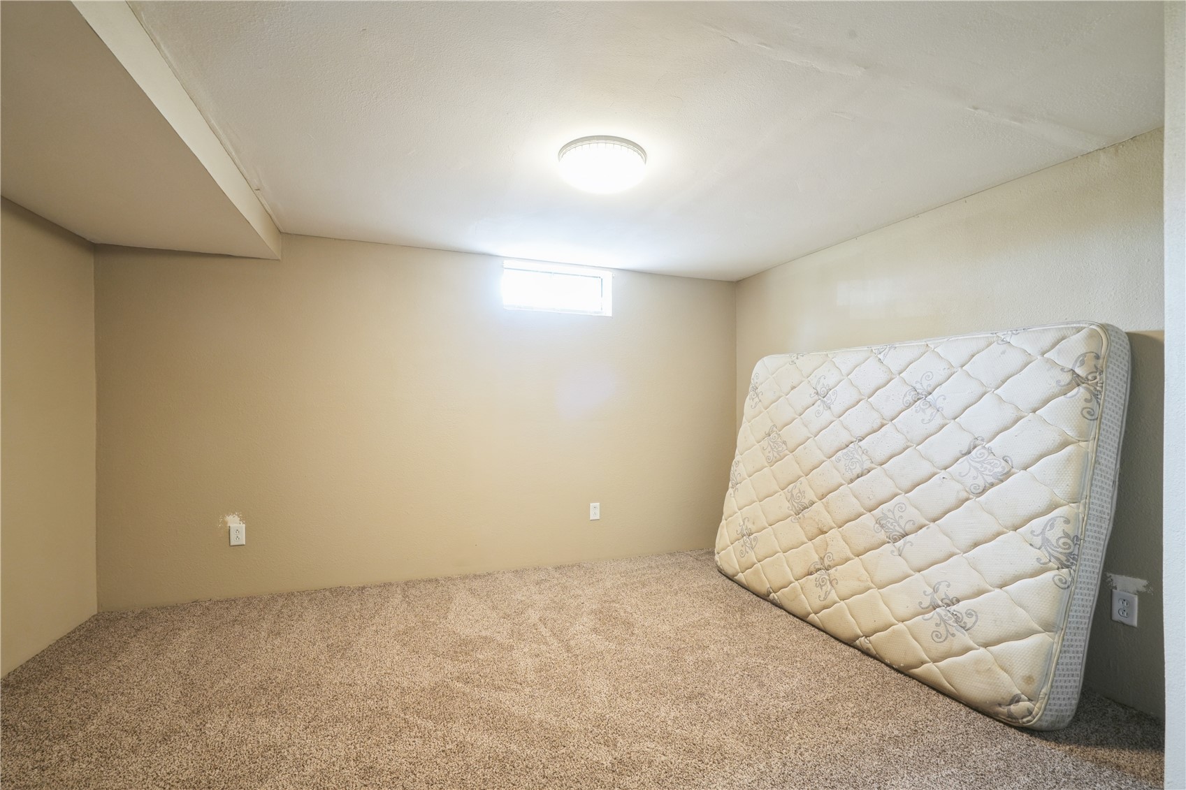 410 Lehnen Street Norway IA 52318