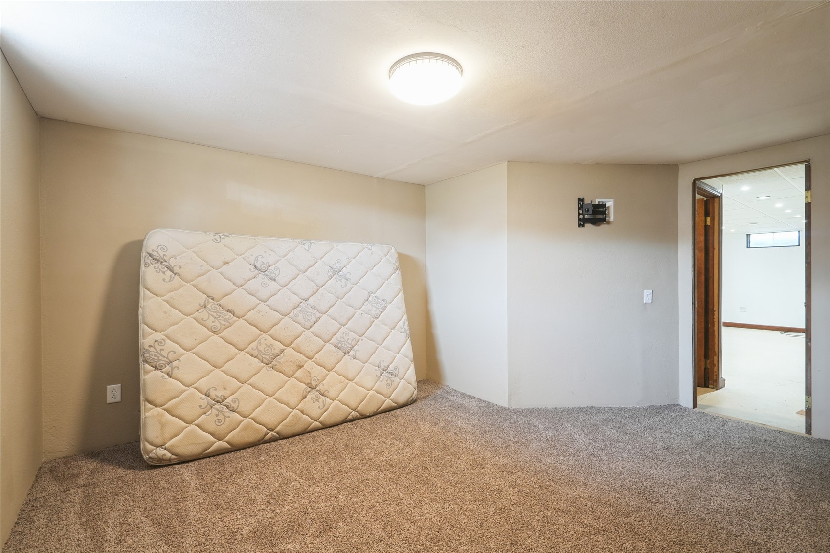 410 Lehnen Street Norway IA 52318