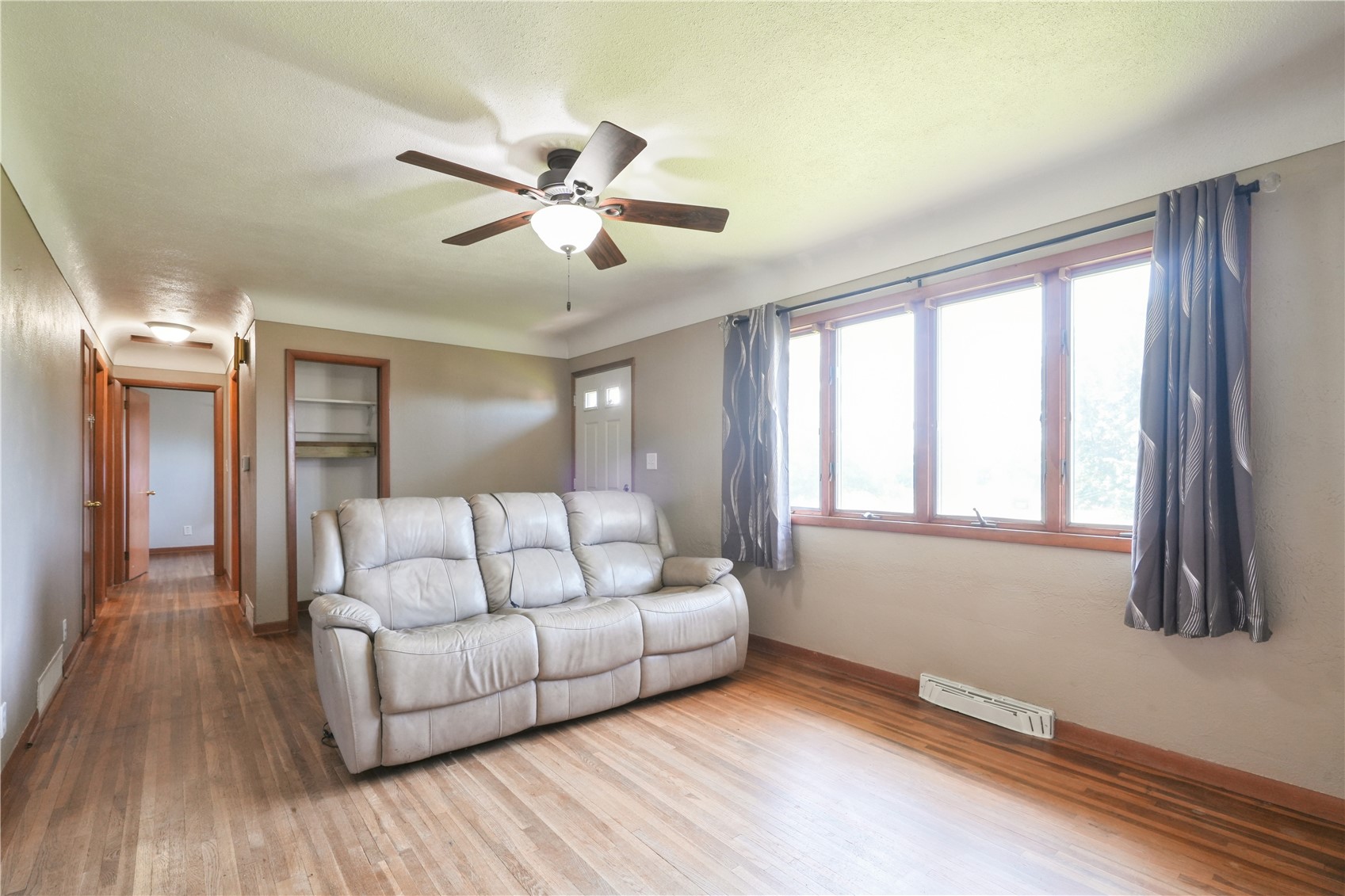 410 Lehnen Street Norway IA 52318