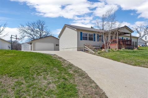 504 S Linn Street Anamosa IA 52205