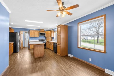 504 S Linn Street Anamosa IA 52205