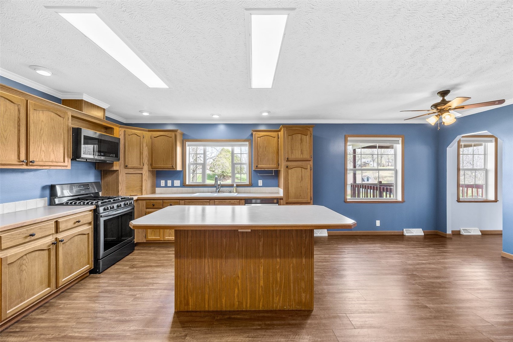 504 S Linn Street Anamosa IA 52205