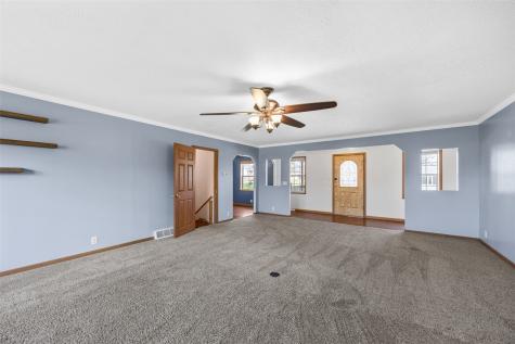 504 S Linn Street Anamosa IA 52205