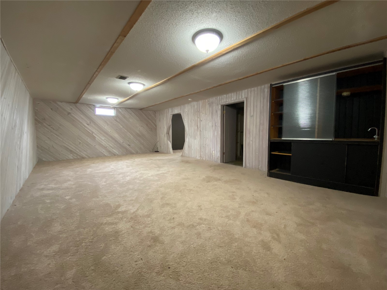 744 30th NE Cedar Rapids IA 52402