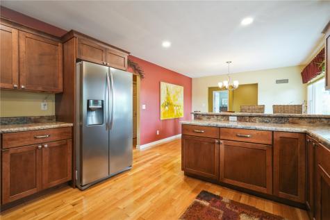 3615 Bever Avenue SE Cedar Rapids IA 52403