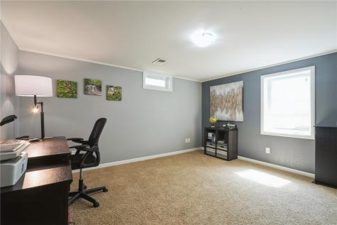 3615 Bever Avenue SE Cedar Rapids IA 52403