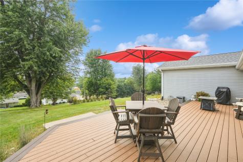 3615 Bever Avenue SE Cedar Rapids IA 52403