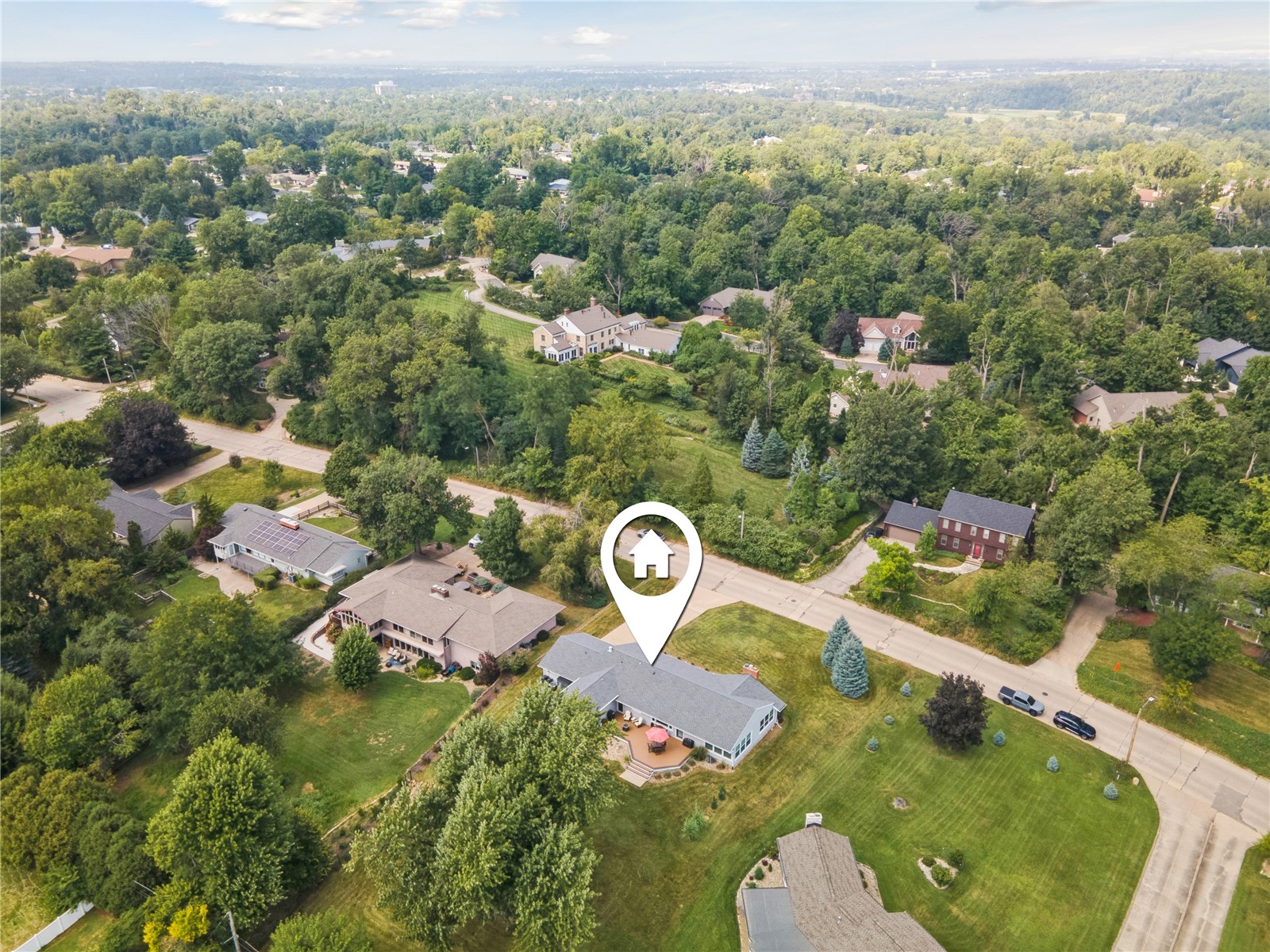 3615 Bever Avenue SE Cedar Rapids IA 52403