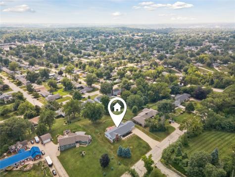 3615 Bever Avenue SE Cedar Rapids IA 52403