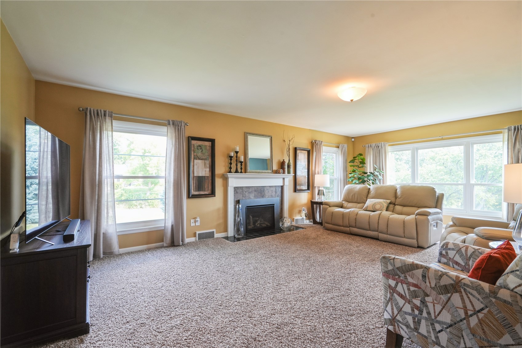 3615 Bever Avenue SE Cedar Rapids IA 52403