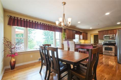 3615 Bever Avenue SE Cedar Rapids IA 52403