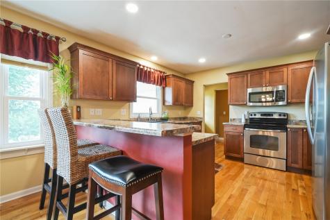 3615 Bever Avenue SE Cedar Rapids IA 52403