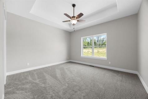 3340 Village Way Robins IA 52328