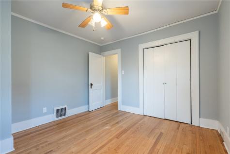 419 33rd Street NE Cedar Rapids IA 52402