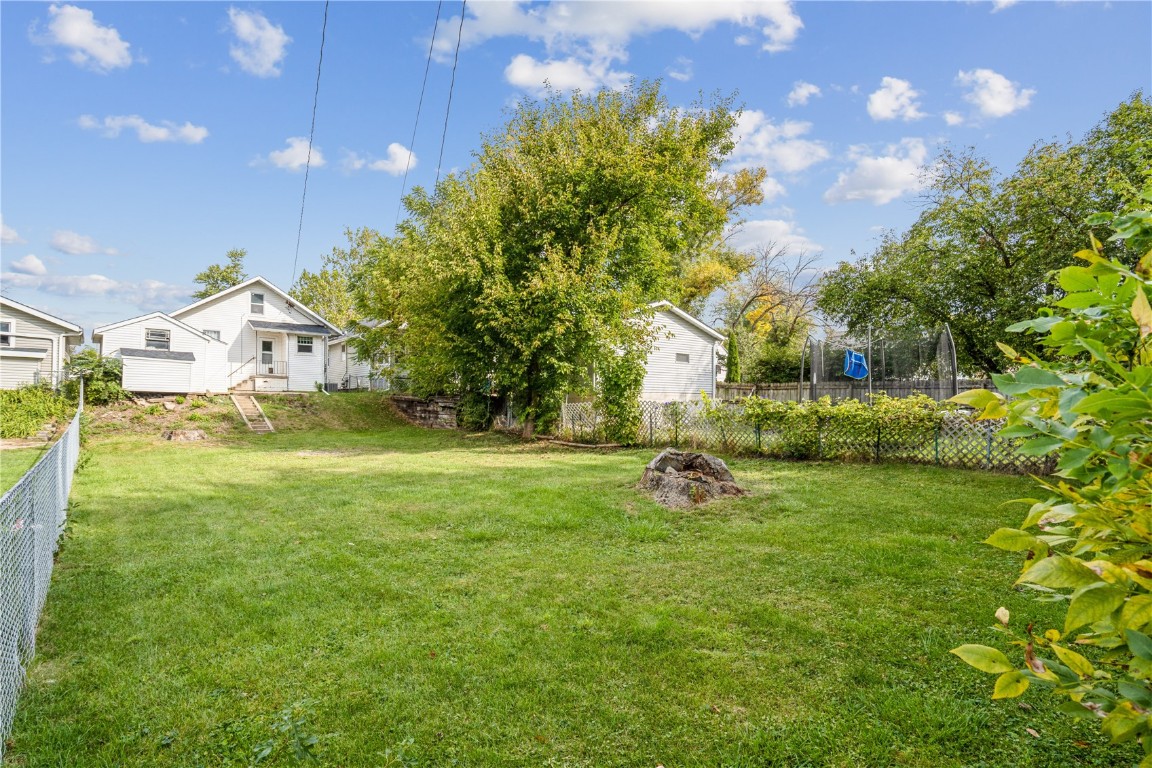 419 33rd Street NE Cedar Rapids IA 52402