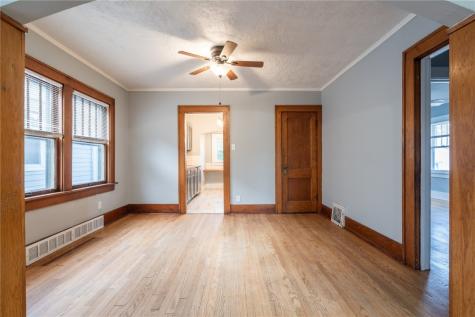 419 33rd Street NE Cedar Rapids IA 52402
