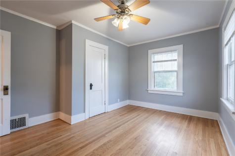 419 33rd Street NE Cedar Rapids IA 52402