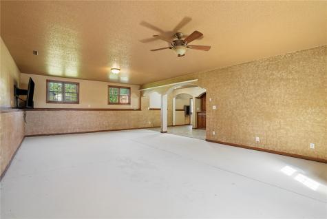 1234 10th Street Jesup IA 50648