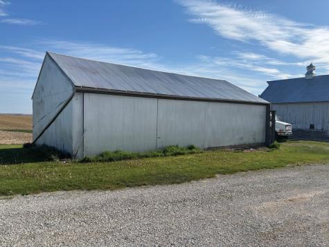 2395 Benton-iowa Road Marengo IA 52301
