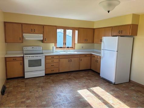 2395 Benton-iowa Road Marengo IA 52301