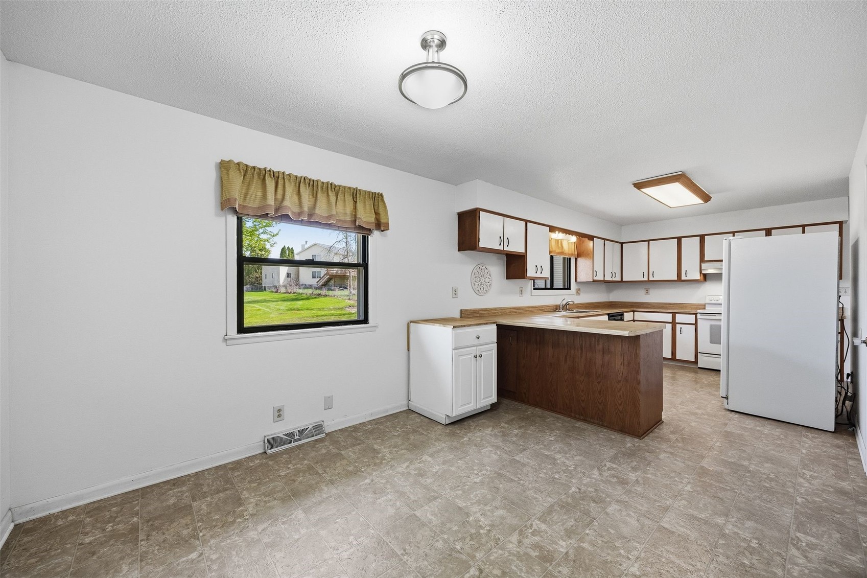 149 Harbet Avenue NW Cedar Rapids IA 52405