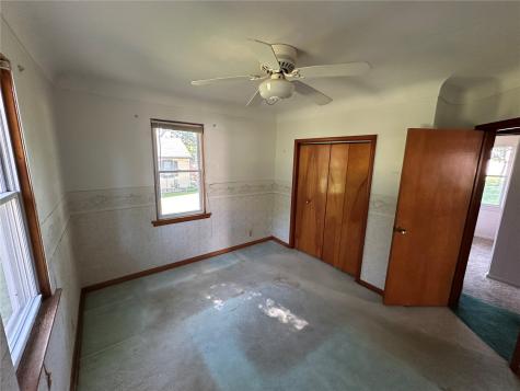 2815 Waveland Drive NW Cedar Rapids IA 52405