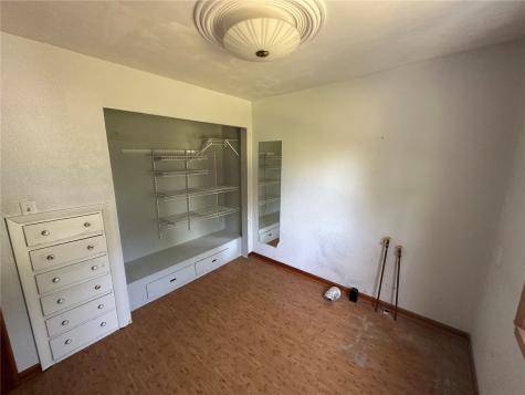 2815 Waveland Drive NW Cedar Rapids IA 52405