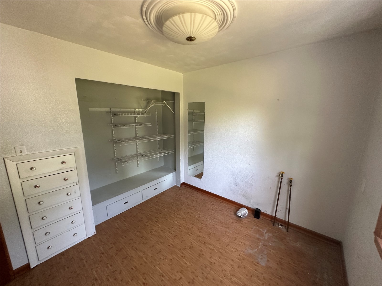 2815 Waveland Drive NW Cedar Rapids IA 52405