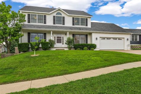 6907 Rockingham Drive SW Cedar Rapids IA 52404