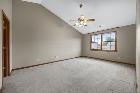 6907 Rockingham Drive SW Cedar Rapids IA 52404