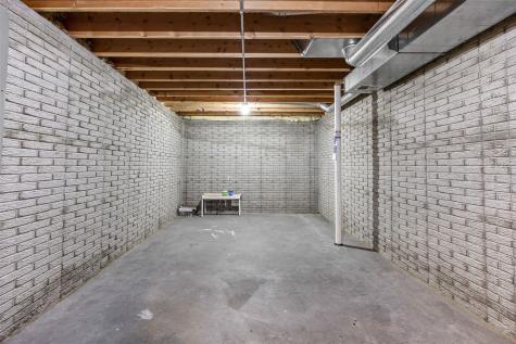 6907 Rockingham Drive SW Cedar Rapids IA 52404