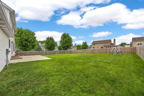 6907 Rockingham Drive SW Cedar Rapids IA 52404
