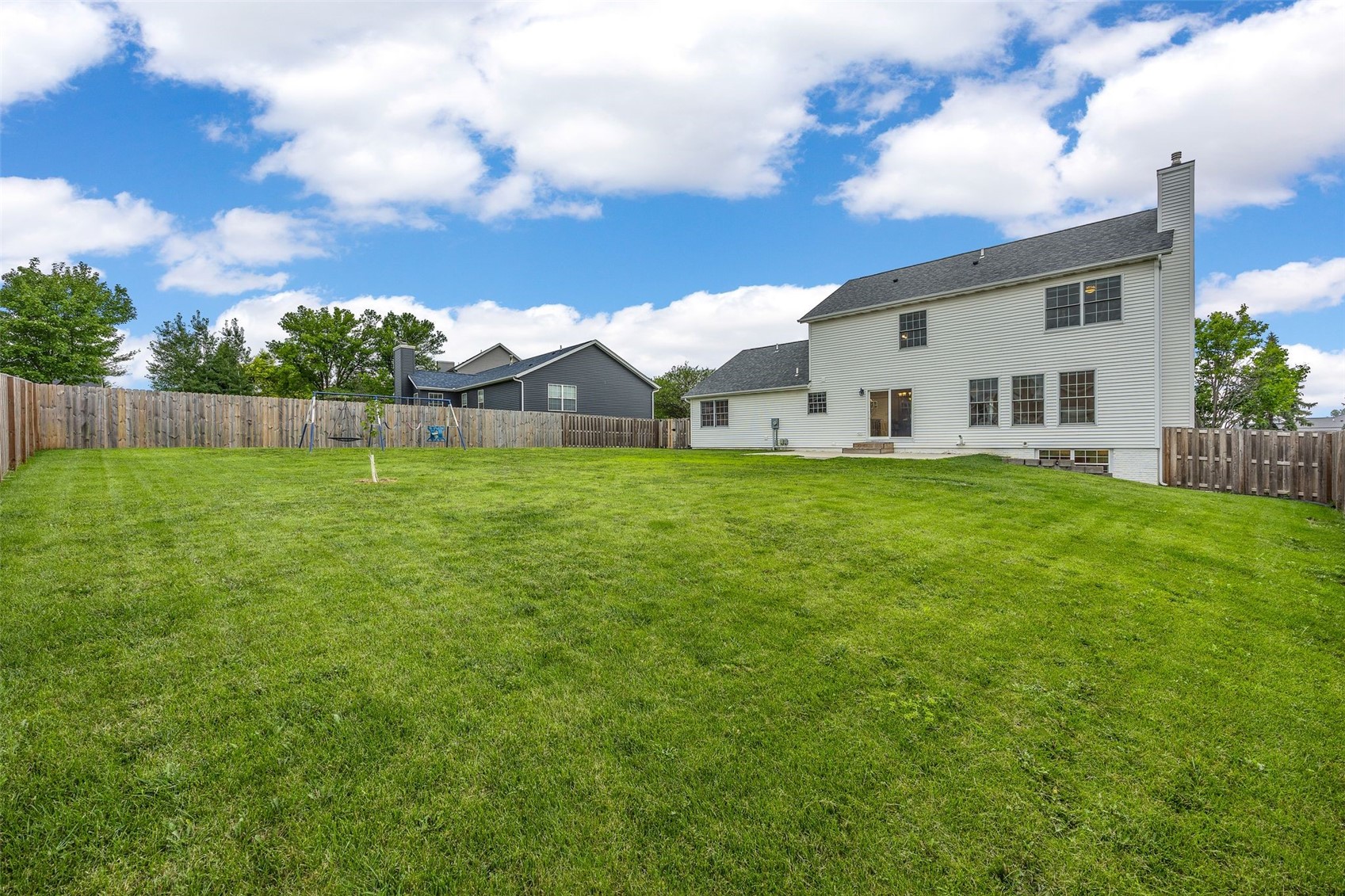 6907 Rockingham Drive SW Cedar Rapids IA 52404