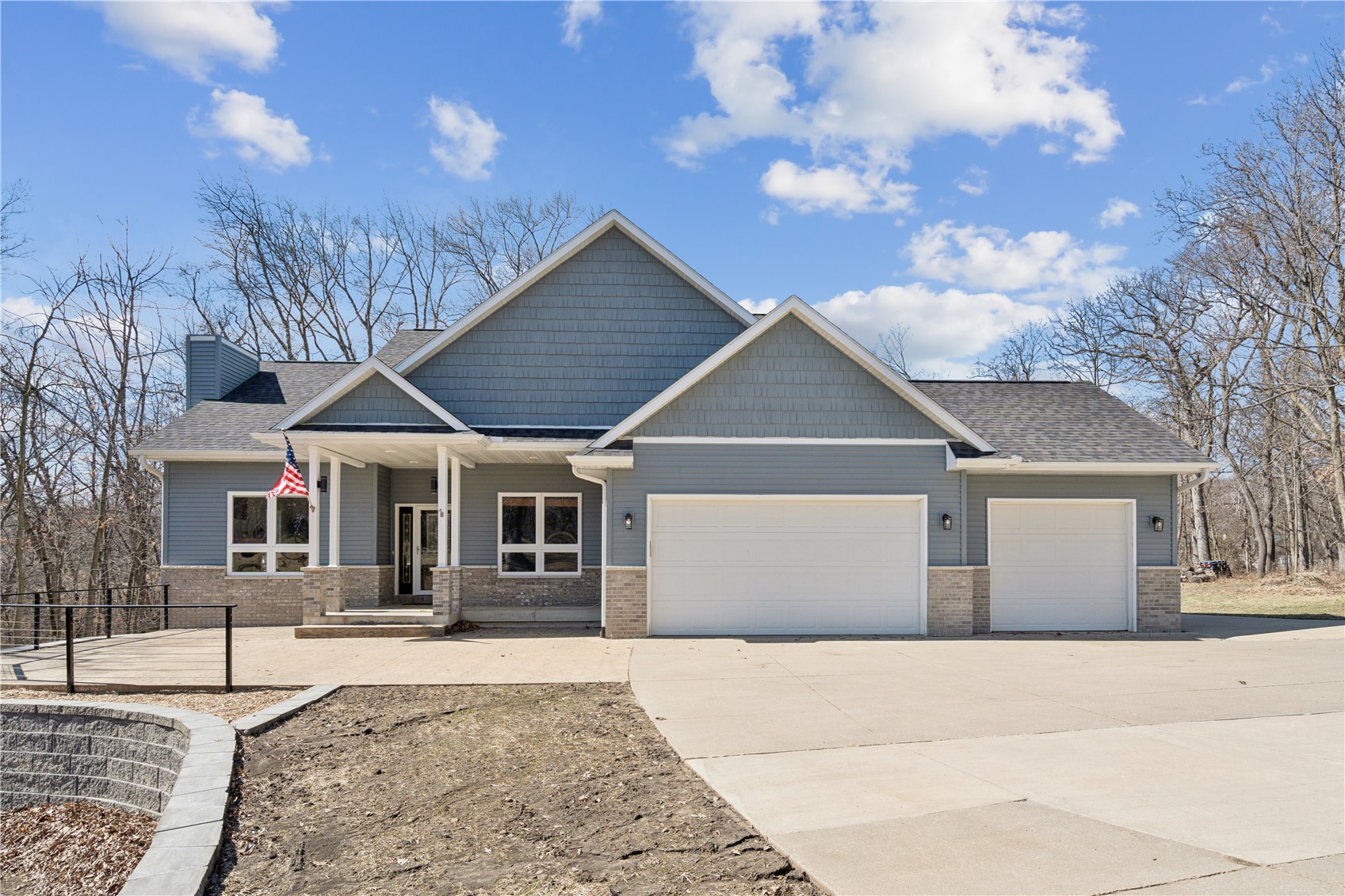 Solon IA, 1589 Twin Valley Drive NE
