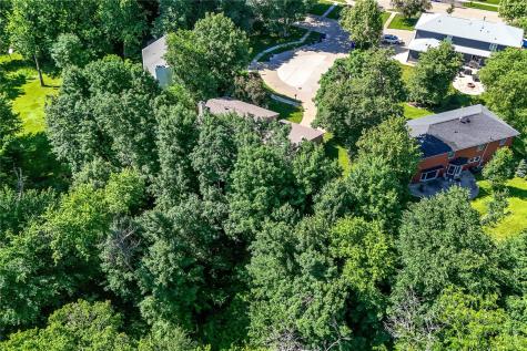 132 Tahoe Court SE Cedar Rapids IA 52403