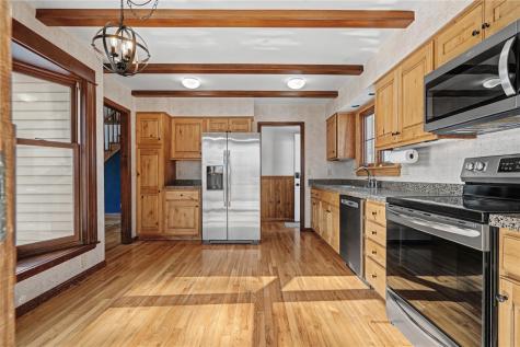 394 East Post Road SE Cedar Rapids IA 52403
