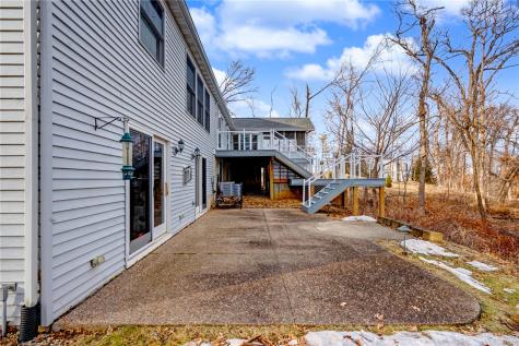 394 East Post Road SE Cedar Rapids IA 52403